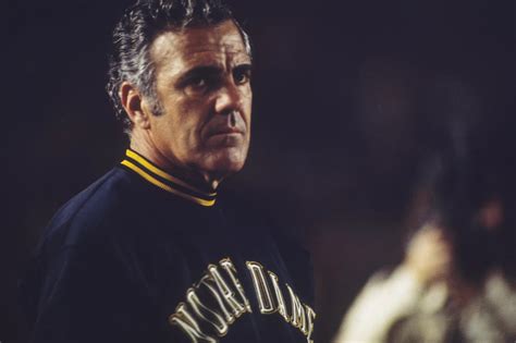 why did ara parseghian retire.